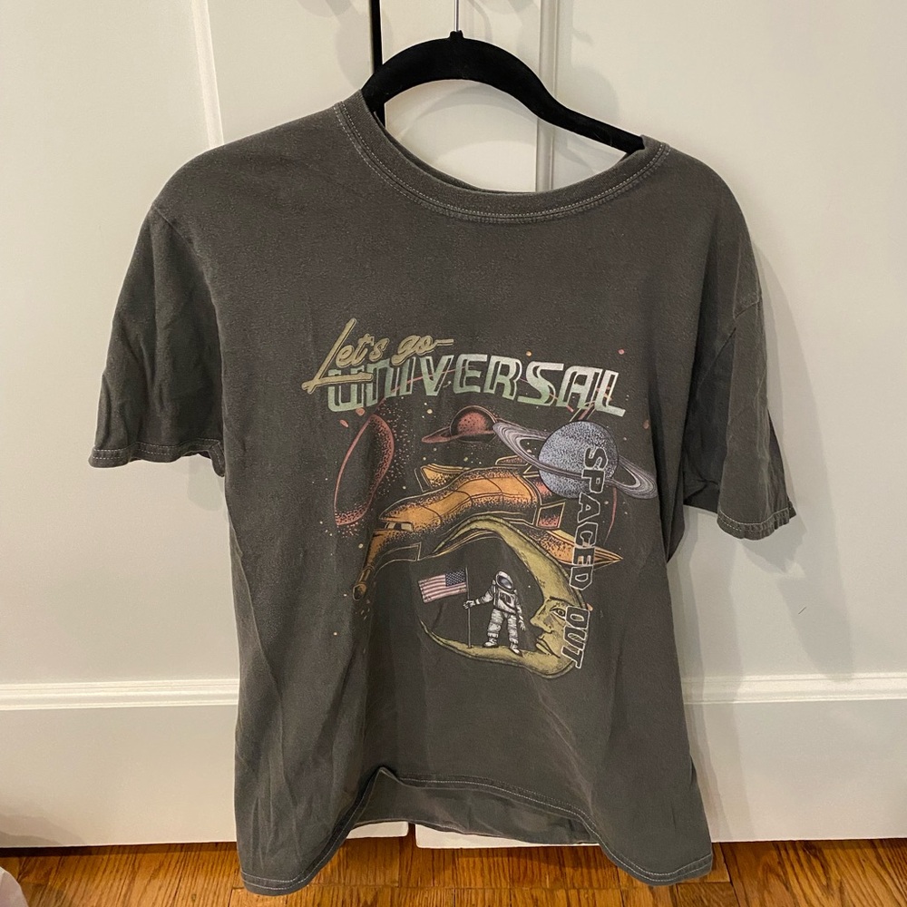 Graphic Tee size Small